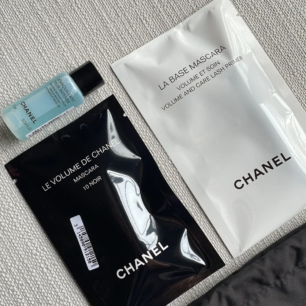 CHANEL EYE mini set with black drawstring pouch
